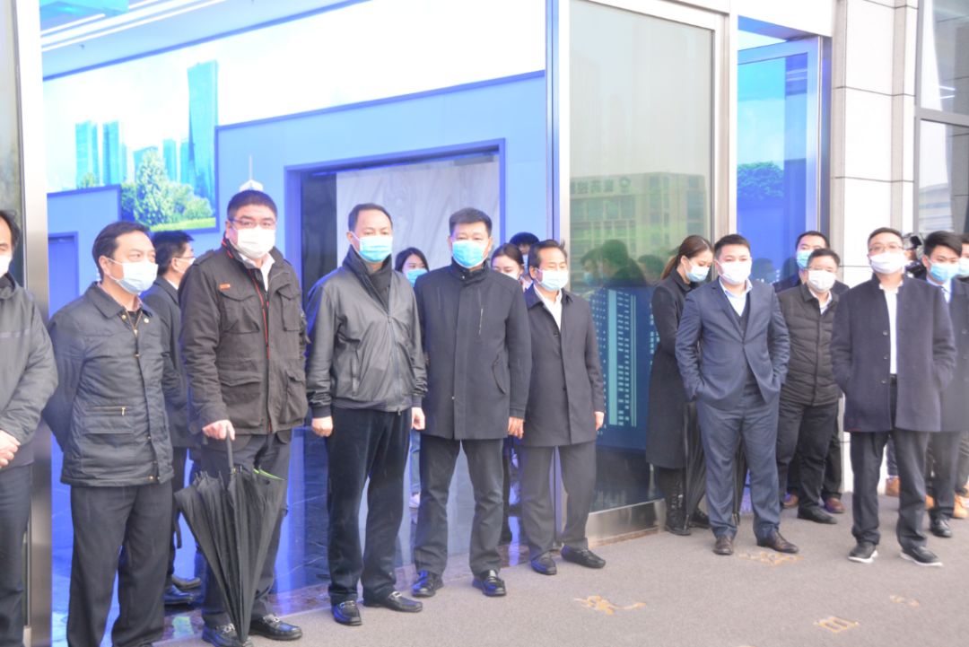 长沙市委副书记、代市长郑建新一行调研bet8环境长沙中联产业园